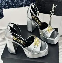 chaussures Versace Sandale